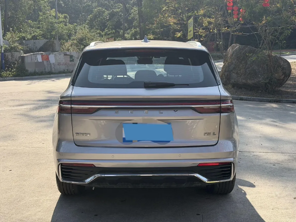 2021 Geely Monjaro 2.0T 218HP L4 7DCT,autocango,china used car exporter,china ev exporter,chinese used car exporter,chinese used ev exporter