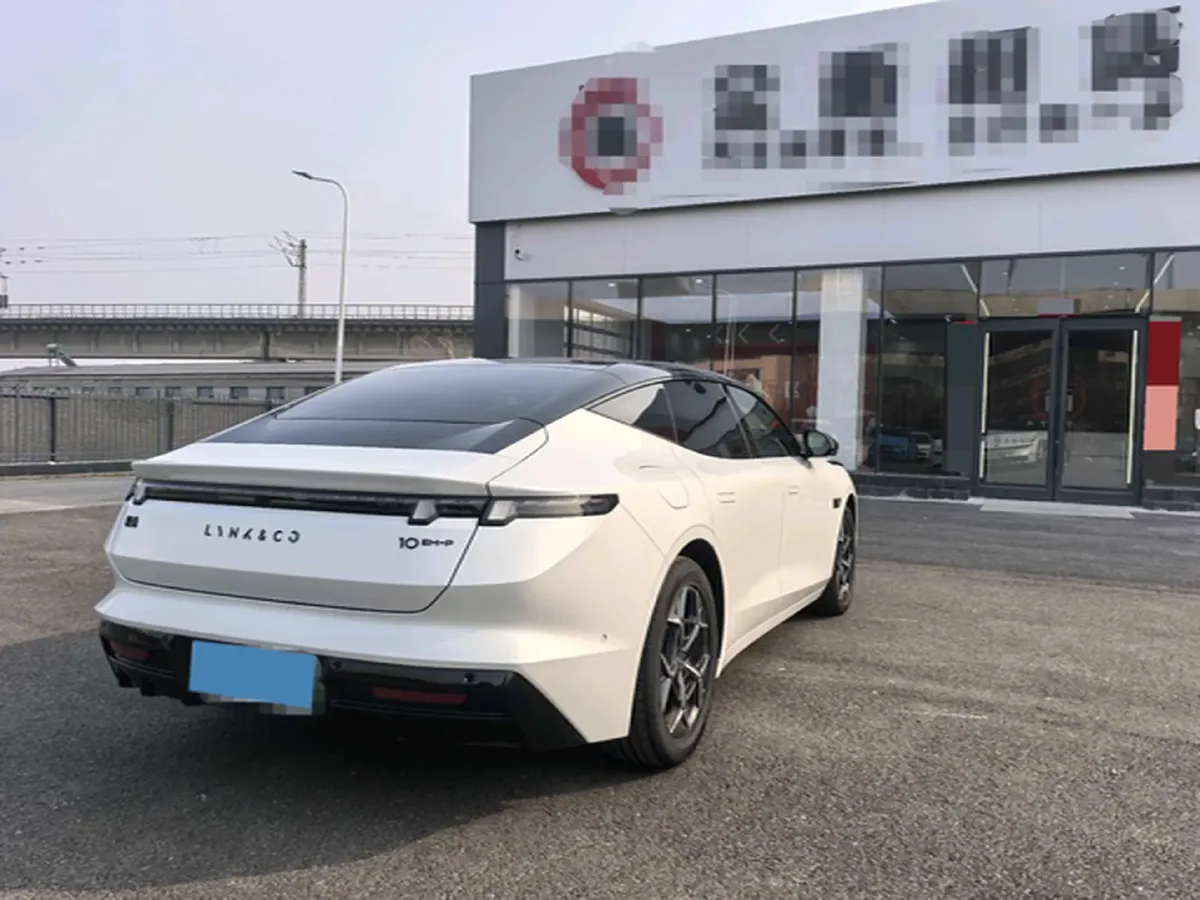 2025 LYNK&CO 10 EM-P 1.5T 163HP L4 3DHT PHEV,autocango,china used car exporter,china ev exporter,chinese used car exporter,chinese used ev exporter