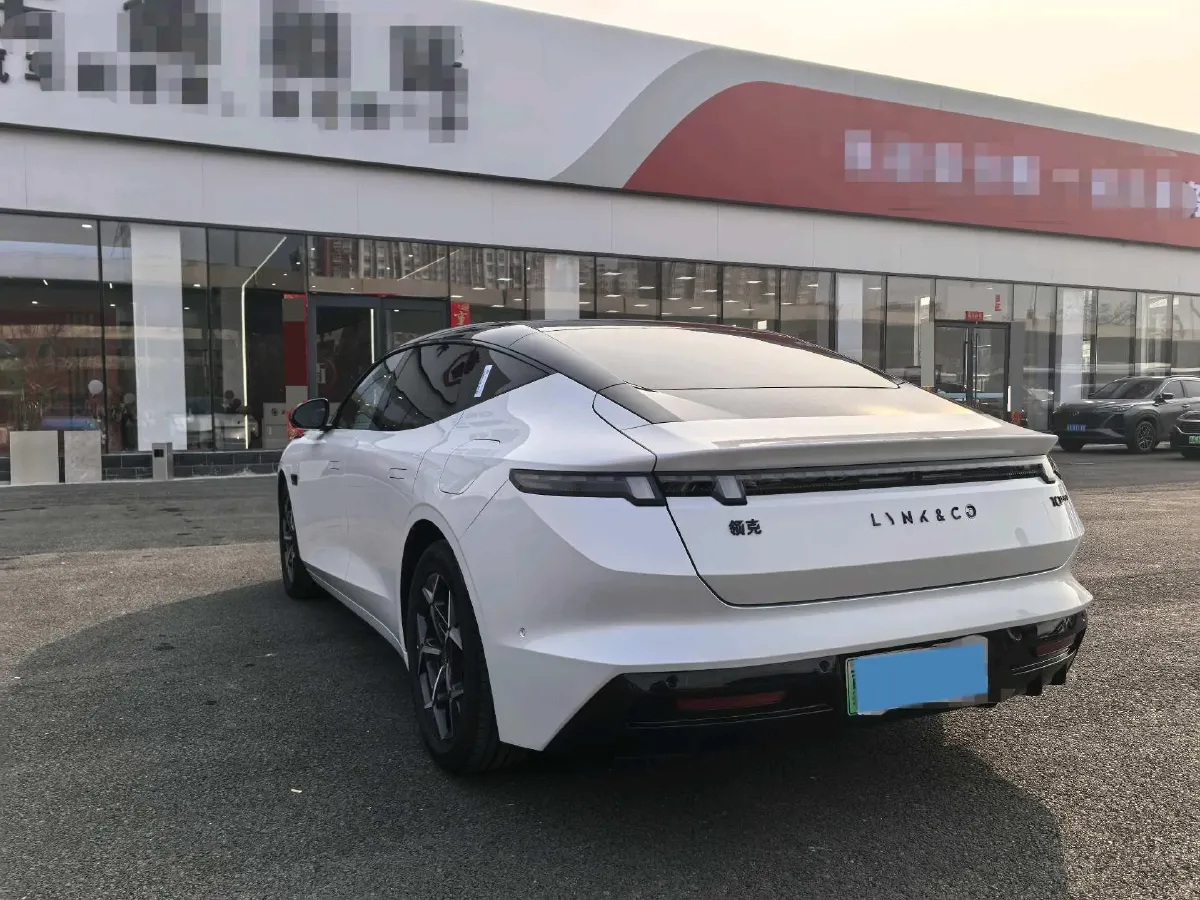 2025 LYNK&CO 10 EM-P 1.5T 163HP L4 3DHT PHEV,autocango,china used car exporter,china ev exporter,chinese used car exporter,chinese used ev exporter