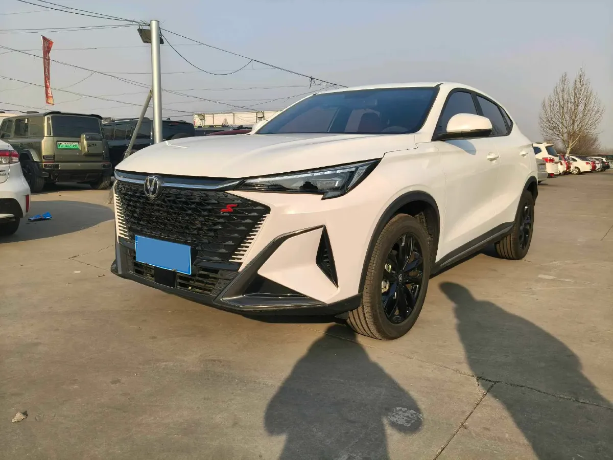 2025 ChangAn X5 PLUS 1.5T 188HP L4 7DCT,autocango,china used car exporter,china ev exporter,chinese used car exporter,chinese used ev exporter