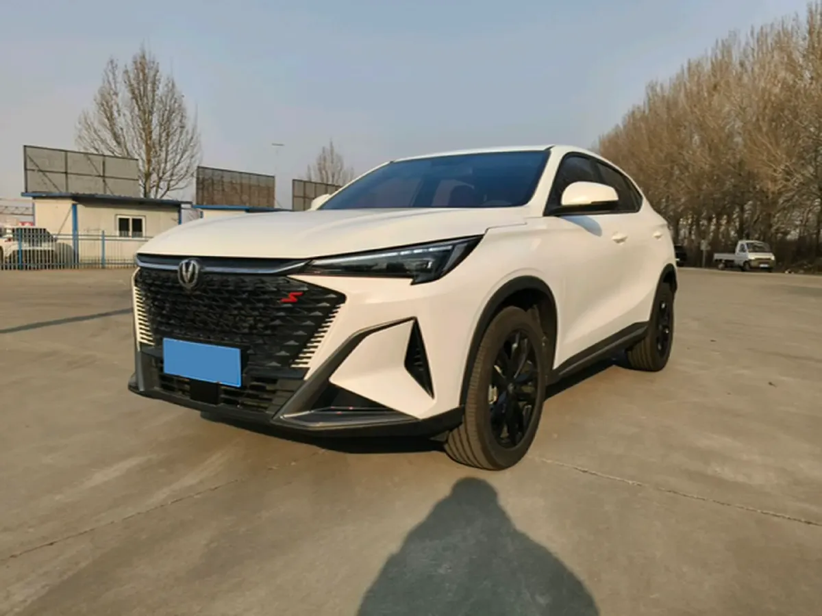 2025 ChangAn X5 PLUS 1.5T 188HP L4 7DCT,autocango,china used car exporter,china ev exporter,chinese used car exporter,chinese used ev exporter