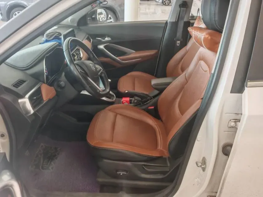 2017 BaoJun 510 1.5L 112HP L4 6MT,autocango,china used car exporter,china ev exporter,chinese used car exporter,chinese used ev exporter