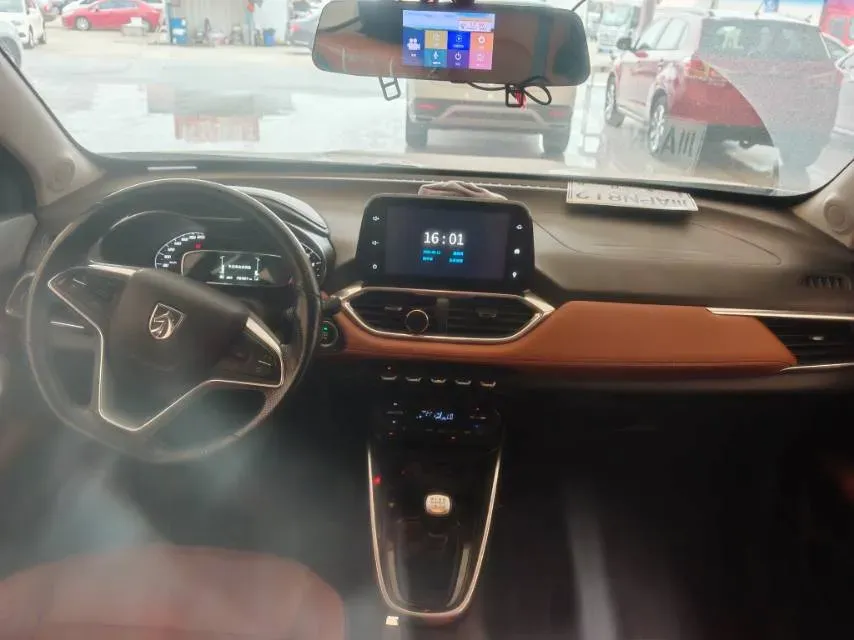 2017 BaoJun 510 1.5L 112HP L4 6MT,autocango,china used car exporter,china ev exporter,chinese used car exporter,chinese used ev exporter