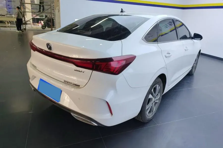 2022 ChangAn Eado 1.4T 160HP L4 7DCT,autocango,china used car exporter,china ev exporter,chinese used car exporter,chinese used ev exporter