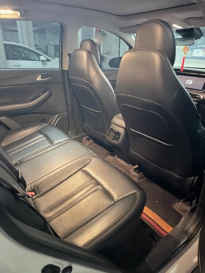 2022 GAC Trumpchi GS4 1.5T 169HP L4 6AT,autocango,china used car exporter,china ev exporter,chinese used car exporter,chinese used ev exporter