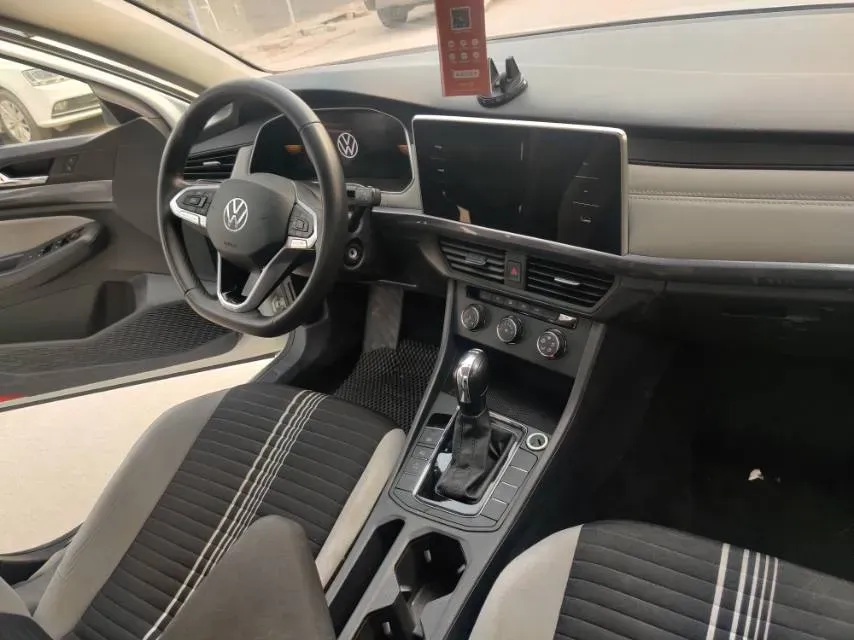 2024 Volkswagen Bora 1.2T 116HP L4 7DCT,autocango,china used car exporter,china ev exporter,chinese used car exporter,chinese used ev exporter