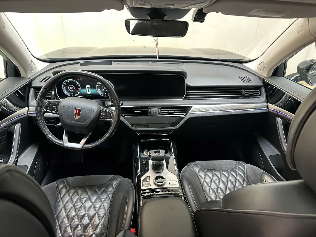 2019 HongQi HS5 2.0T 224HP L4 6AT,autocango,china used car exporter,china ev exporter,chinese used car exporter,chinese used ev exporter