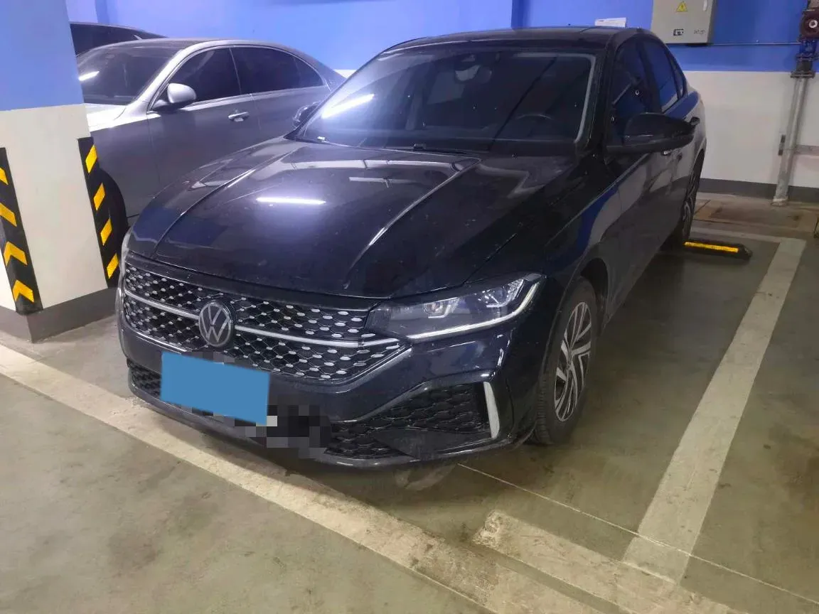 2023 Volkswagen Lavida 1.5T 160HP L4 7DCT,autocango,china used car exporter,china ev exporter,chinese used car exporter,chinese used ev exporter