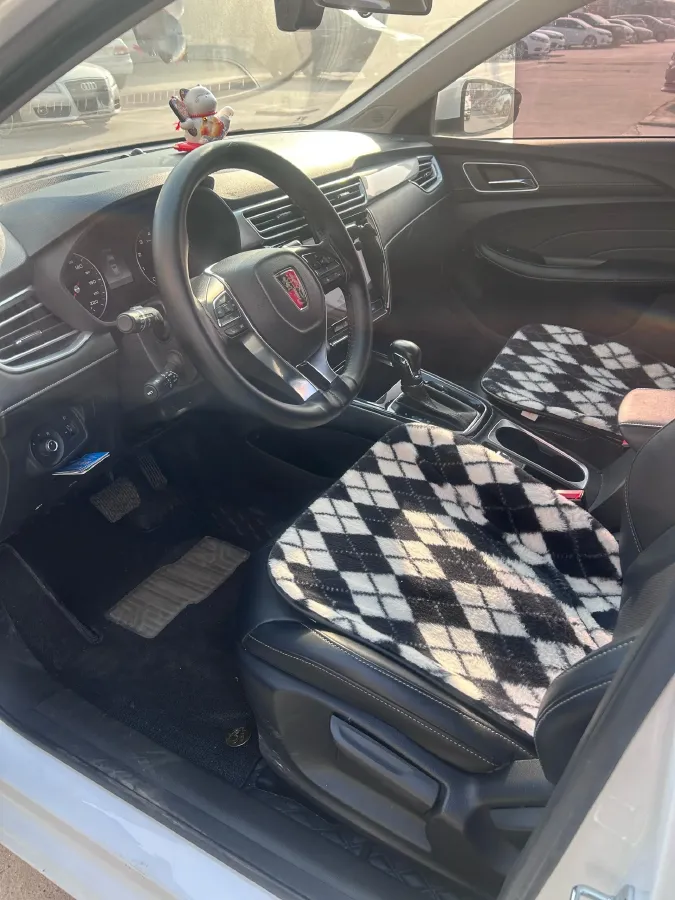 2019 Roewe i5 1.5L 120HP L4 CVT,autocango,china used car exporter,china ev exporter,chinese used car exporter,chinese used ev exporter