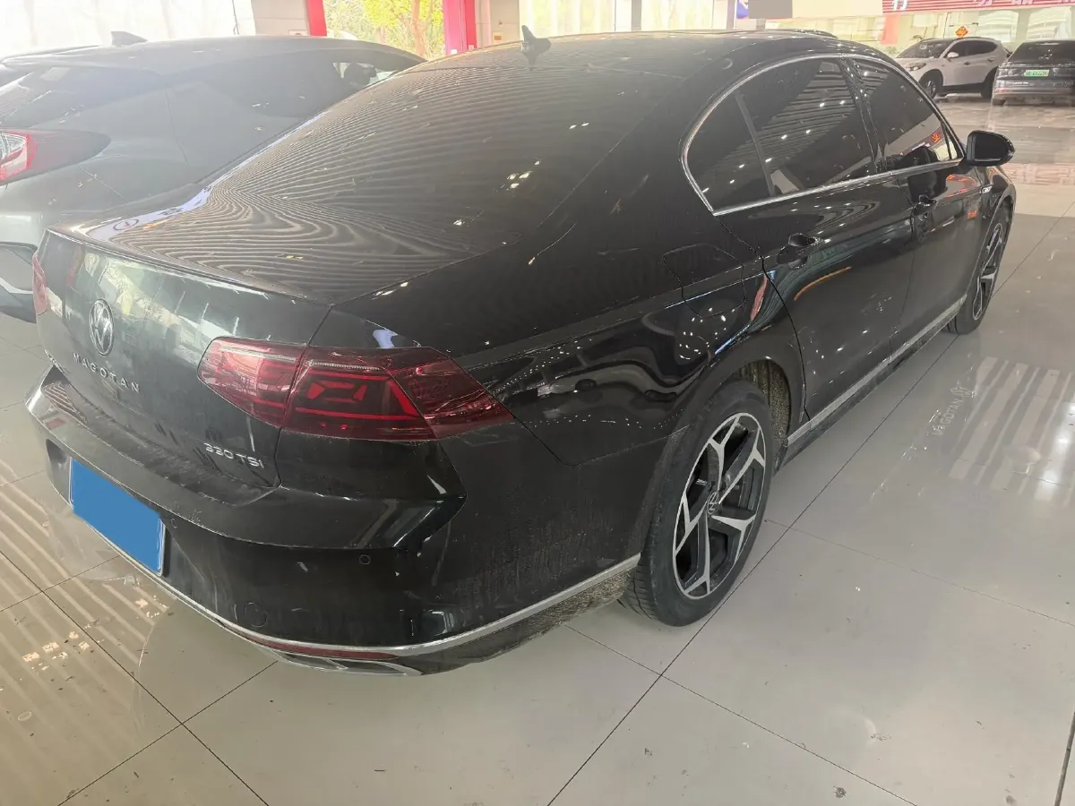 2023 Volkswagen Magotan 2.0T 186HP L4 7DCT,autocango,china used car exporter,china ev exporter,chinese used car exporter,chinese used ev exporter