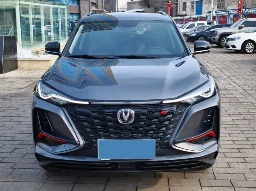 2022 ChangAn CS75 Plus 2.0T 233HP L4 8AT,autocango,china used car exporter,china ev exporter,chinese used car exporter,chinese used ev exporter