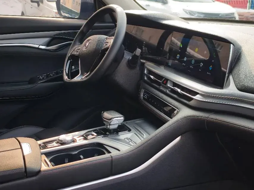 2022 ChangAn CS75 Plus 2.0T 233HP L4 8AT,autocango,china used car exporter,china ev exporter,chinese used car exporter,chinese used ev exporter