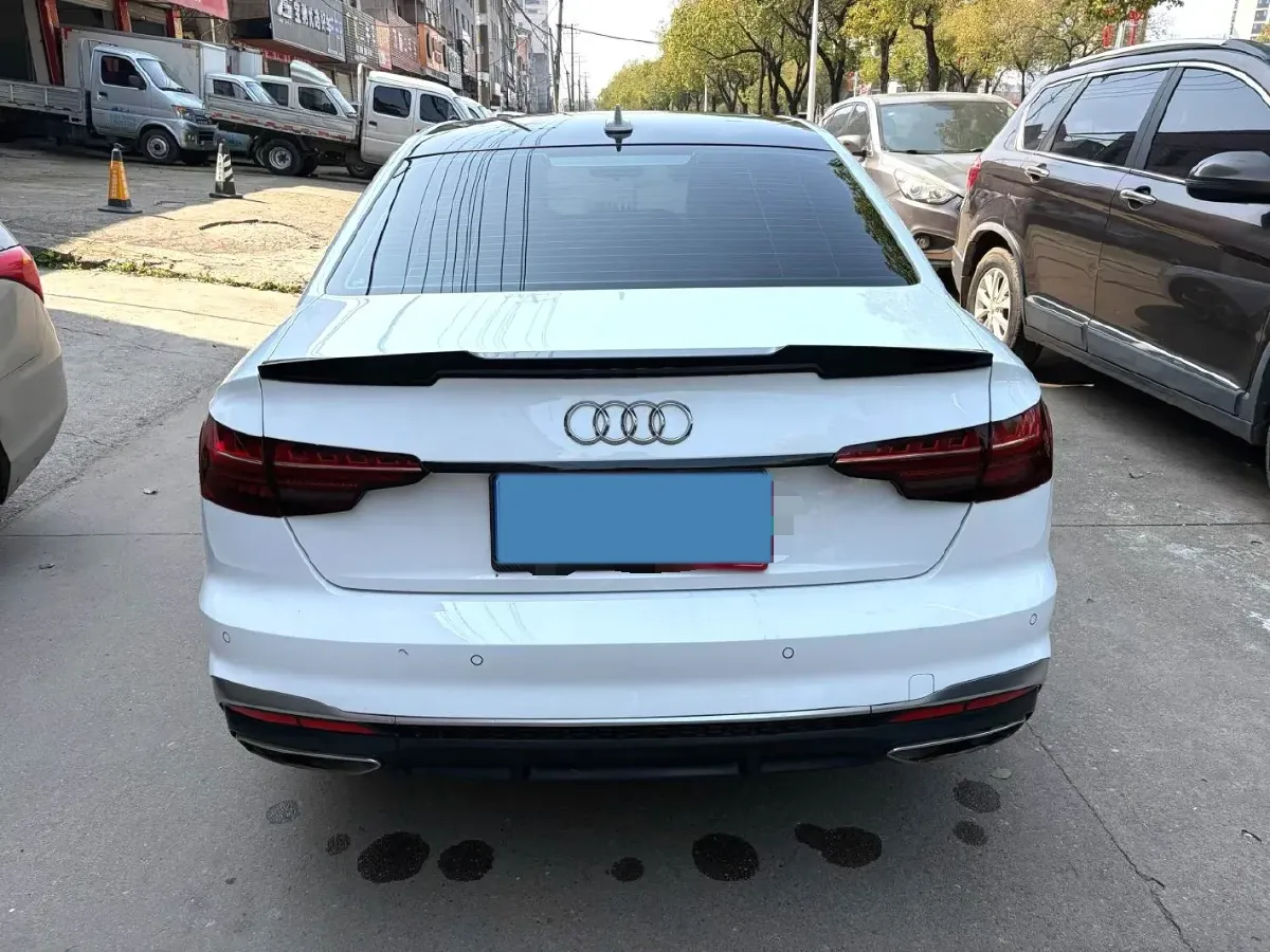 2020 Audi A4L 2.0T 190HP L4 7DCT,autocango,china used car exporter,china ev exporter,chinese used car exporter,chinese used ev exporter