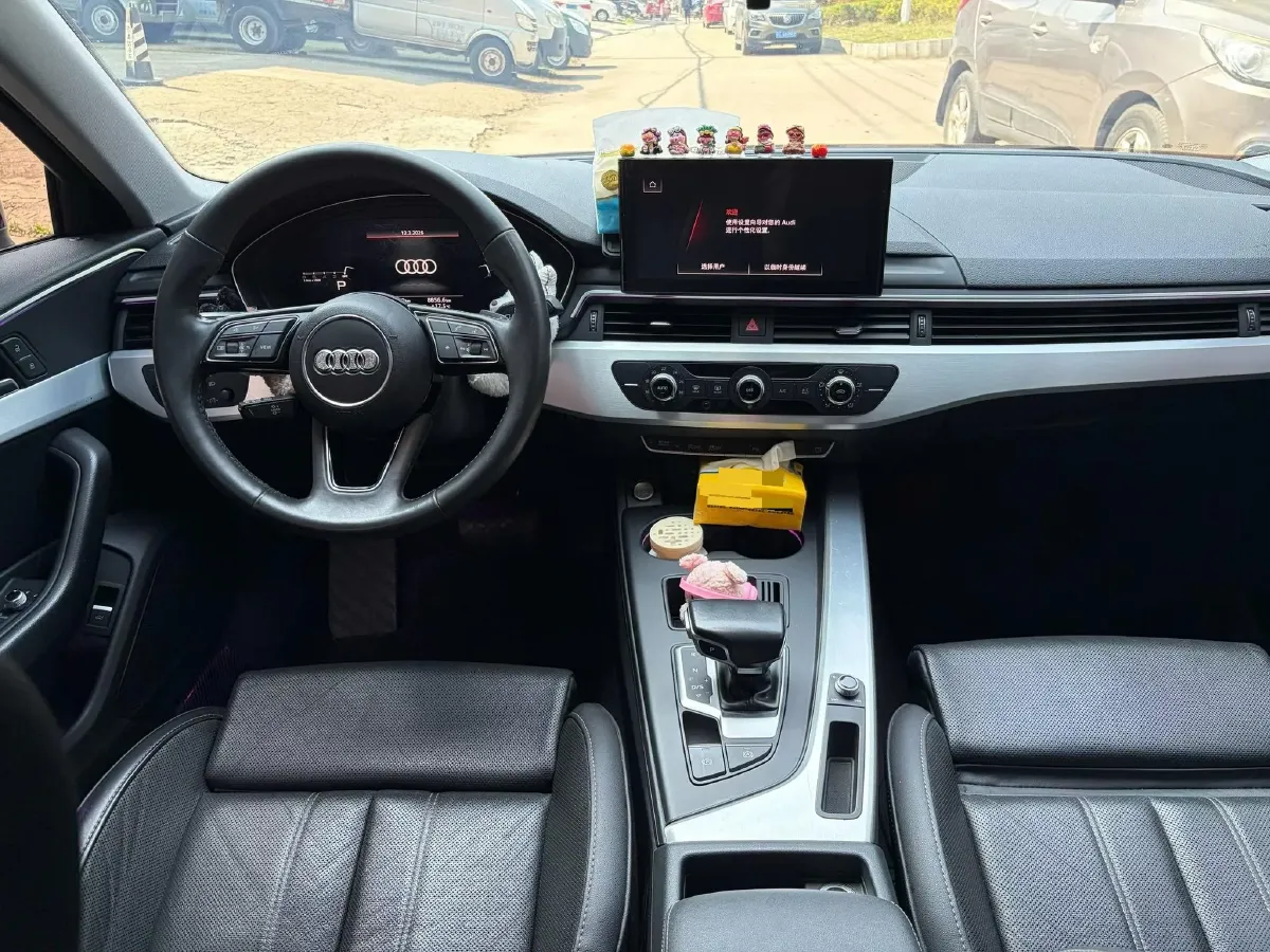 2020 Audi A4L 2.0T 190HP L4 7DCT,autocango,china used car exporter,china ev exporter,chinese used car exporter,chinese used ev exporter
