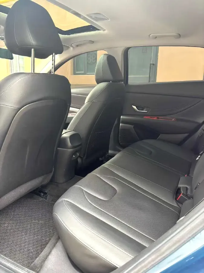 2021 Hyundai Elantra 1.5L 115HP L4 CVT,autocango,china used car exporter,china ev exporter,chinese used car exporter,chinese used ev exporter