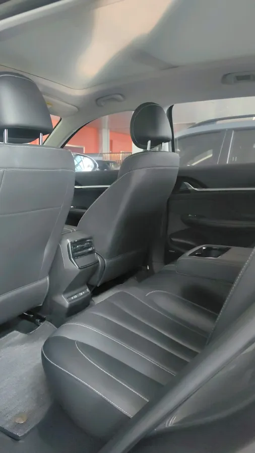 2022 Roewe RX5 MAX 1.5T 181HP L4 6AT,autocango,china used car exporter,china ev exporter,chinese used car exporter,chinese used ev exporter