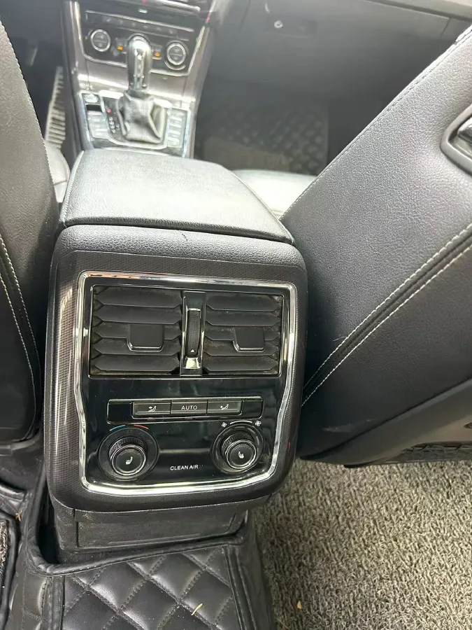 2017 Volkswagen Passat 1.8T 180HP L4 7DCT,autocango,china used car exporter,china ev exporter,chinese used car exporter,chinese used ev exporter