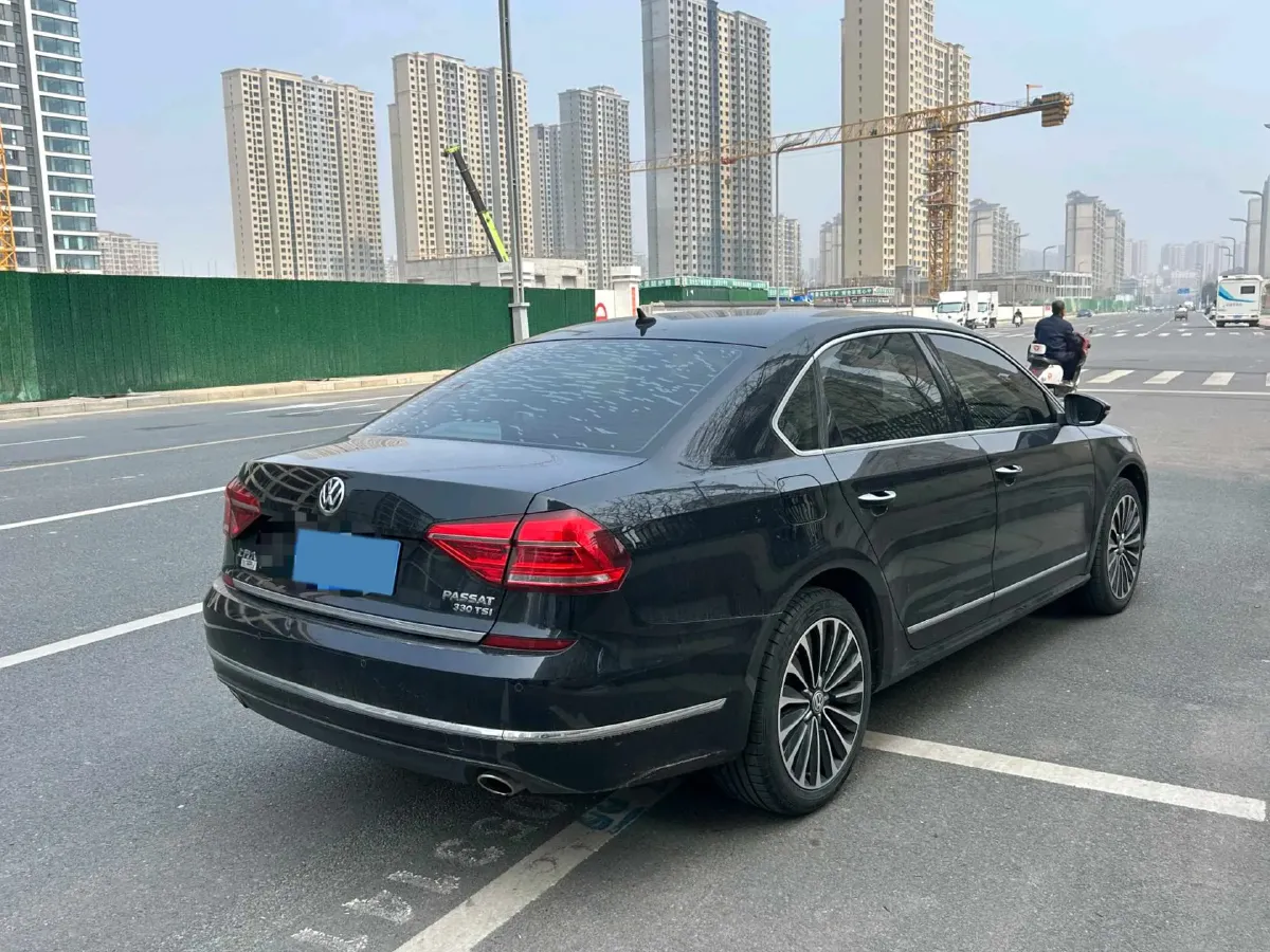 2017 Volkswagen Passat 1.8T 180HP L4 7DCT,autocango,china used car exporter,china ev exporter,chinese used car exporter,chinese used ev exporter