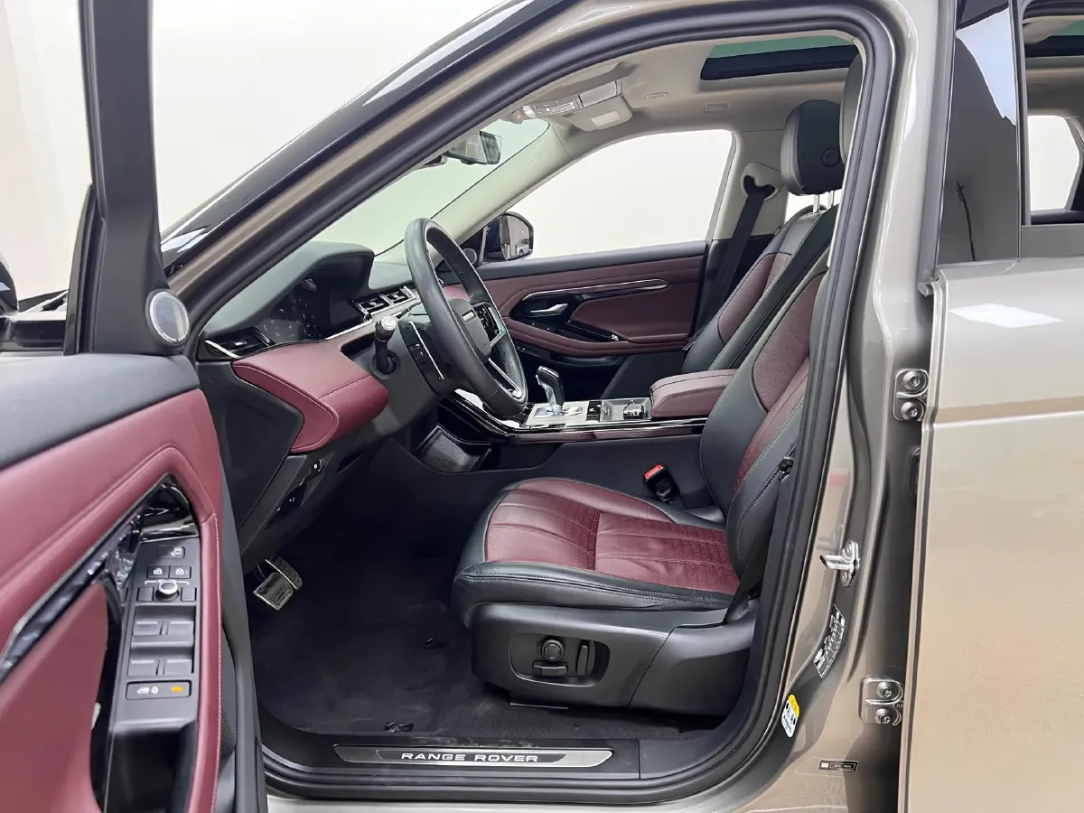 2021 Land Rover Range Rover Evoque 2.0T 249HP L4 9AT,autocango,china used car exporter,china ev exporter,chinese used car exporter,chinese used ev exporter