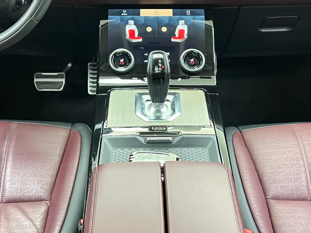 2021 Land Rover Range Rover Evoque 2.0T 249HP L4 9AT,autocango,china used car exporter,china ev exporter,chinese used car exporter,chinese used ev exporter