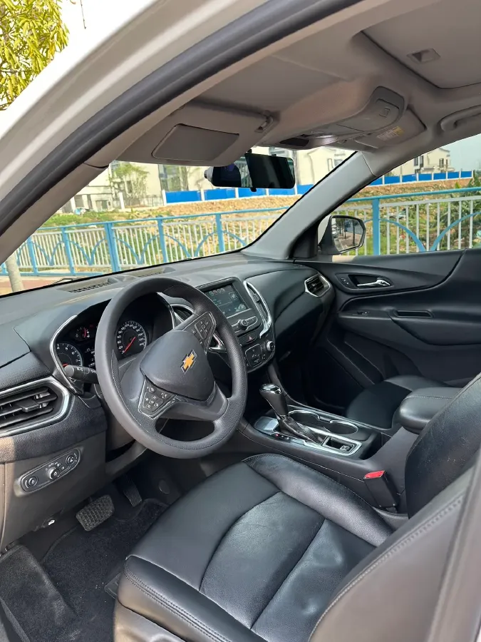 2019 Chevrolet Equinox 1.5T 169HP L4 6AT,autocango,china used car exporter,china ev exporter,chinese used car exporter,chinese used ev exporter