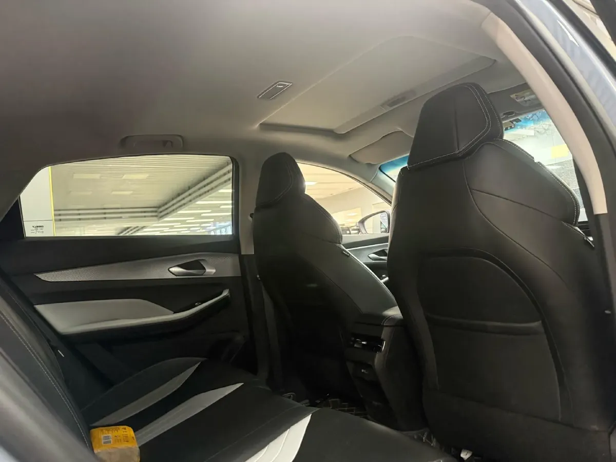 2024 Geely Binray 1.5T 181HP L4 7DCT,autocango,china used car exporter,china ev exporter,chinese used car exporter,chinese used ev exporter