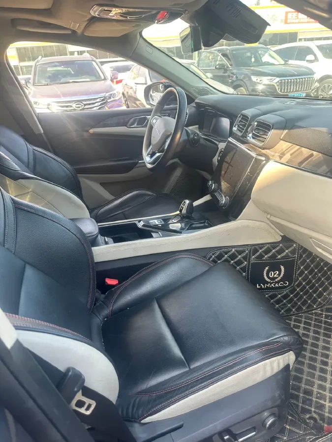 2018 Toyota C-HR 2.0L 171HP L4 CVT,autocango,china used car exporter,china ev exporter,chinese used car exporter,chinese used ev exporter