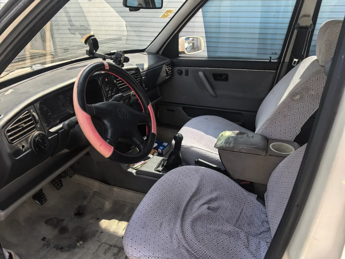 2019 WuLing HongGuang Plus 1.5T 147HP L4 6MT,autocango,china used car exporter,china ev exporter,chinese used car exporter,chinese used ev exporter