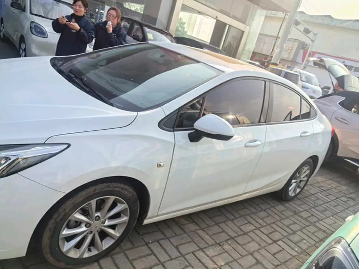 2018 Chevrolet Cruze 1.5L 114HP L4 6AT,autocango,china used car exporter,china ev exporter,chinese used car exporter,chinese used ev exporter