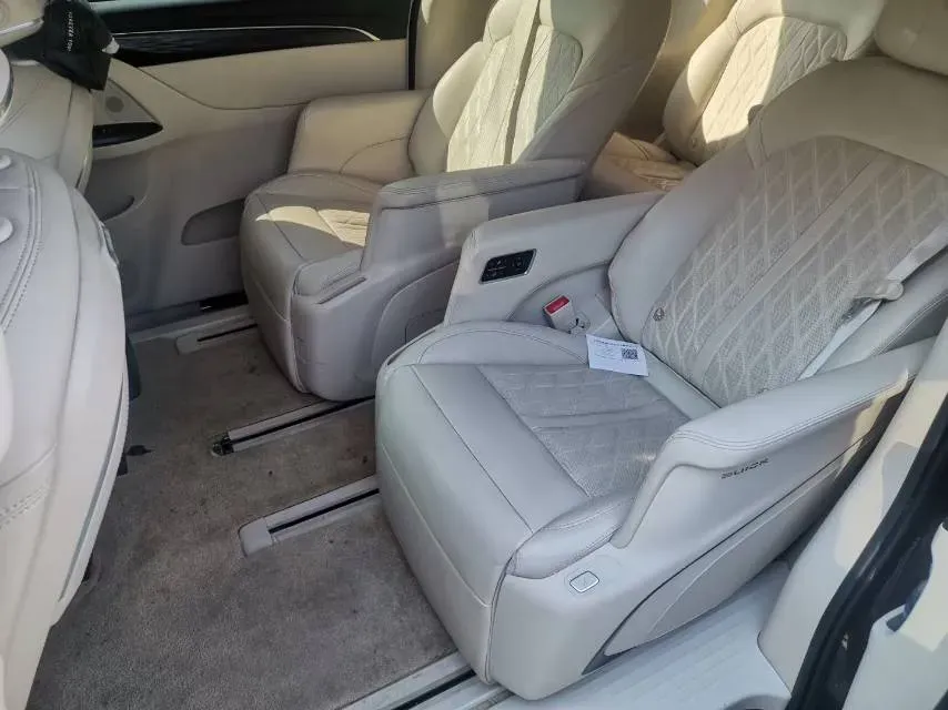 2022 Buick GL8 2.0T 237HP L4 9AT,autocango,china used car exporter,china ev exporter,chinese used car exporter,chinese used ev exporter