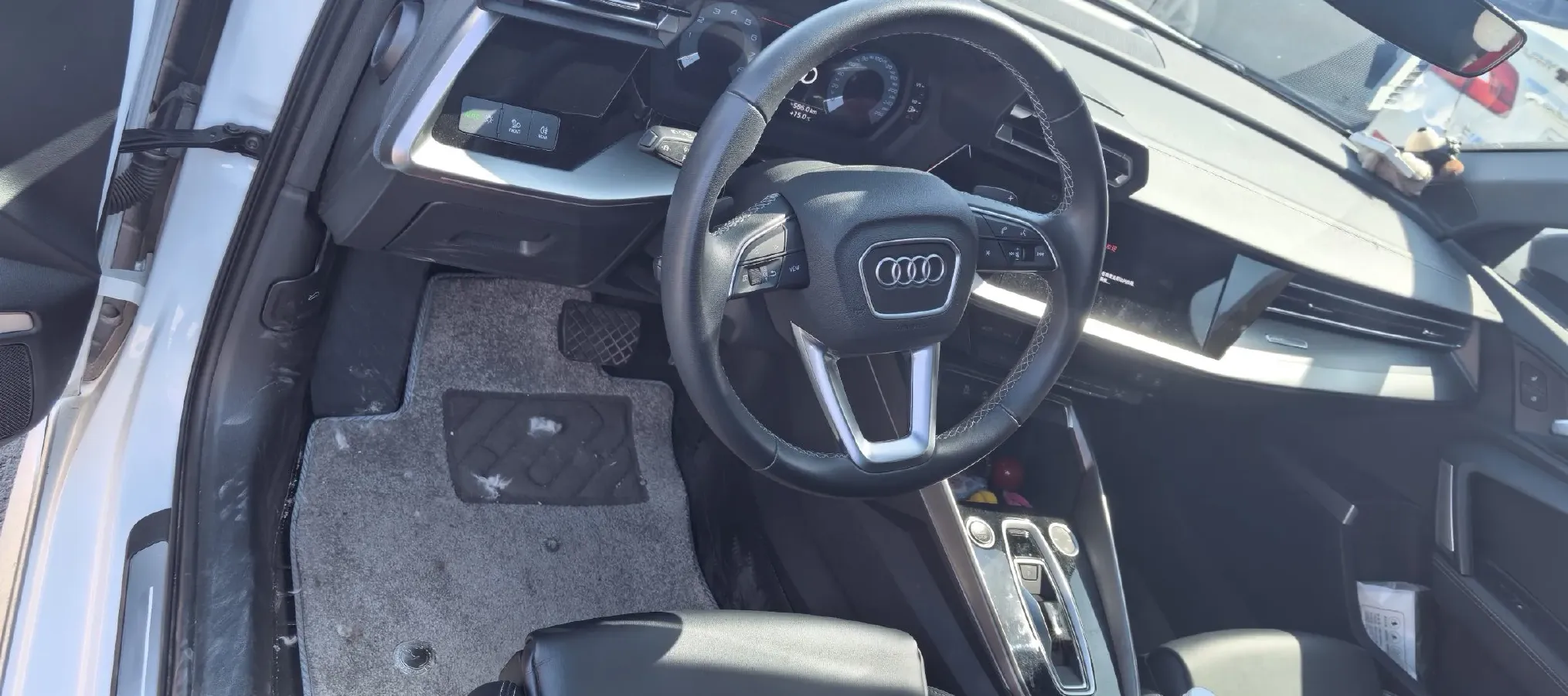 2025 Audi A3 1.5T 160HP L4 7DCT,autocango,china used car exporter,china ev exporter,chinese used car exporter,chinese used ev exporter