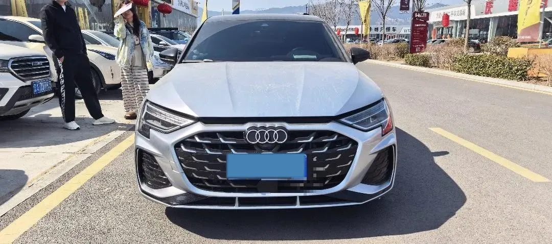 2025 Audi A3 1.5T 160HP L4 7DCT,autocango,china used car exporter,china ev exporter,chinese used car exporter,chinese used ev exporter