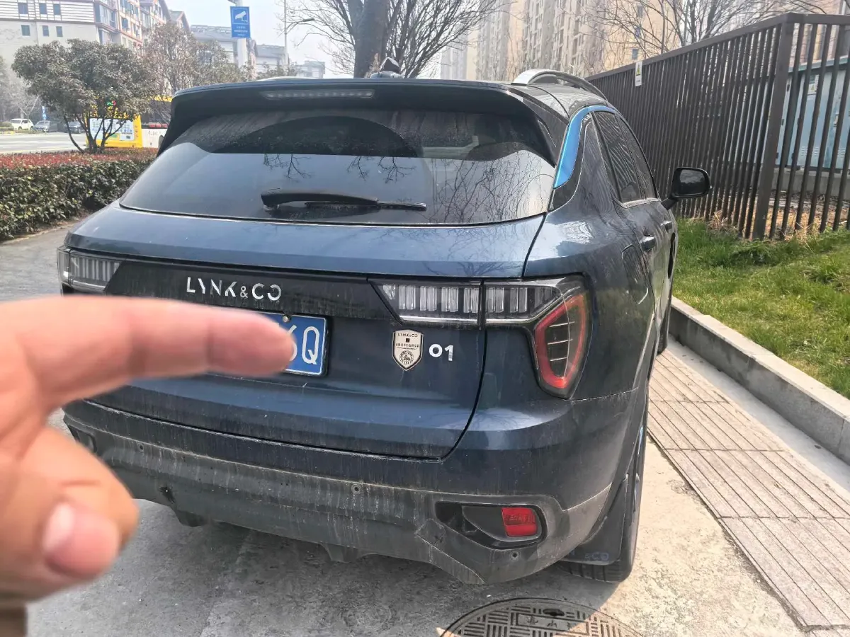 2017 Foton Sauvana 2.0T 218HP L4 6AT,autocango,china used car exporter,china ev exporter,chinese used car exporter,chinese used ev exporter