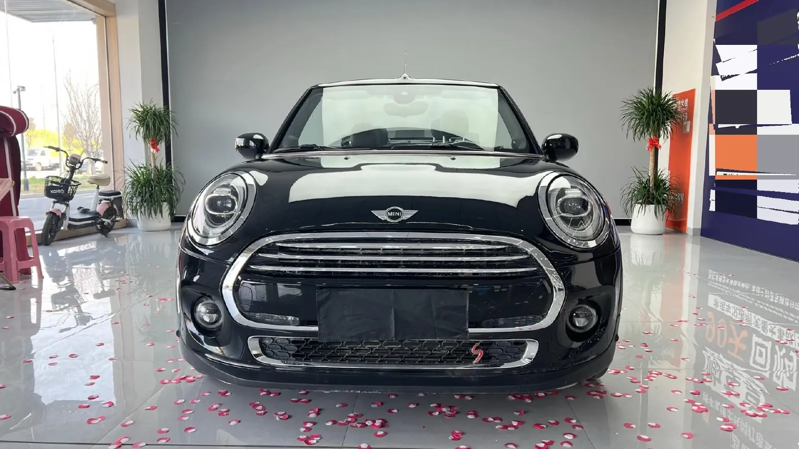 2020 MINI MINI 1.5T 136HP L3 7DCT,autocango,china used car exporter,china ev exporter,chinese used car exporter,chinese used ev exporter