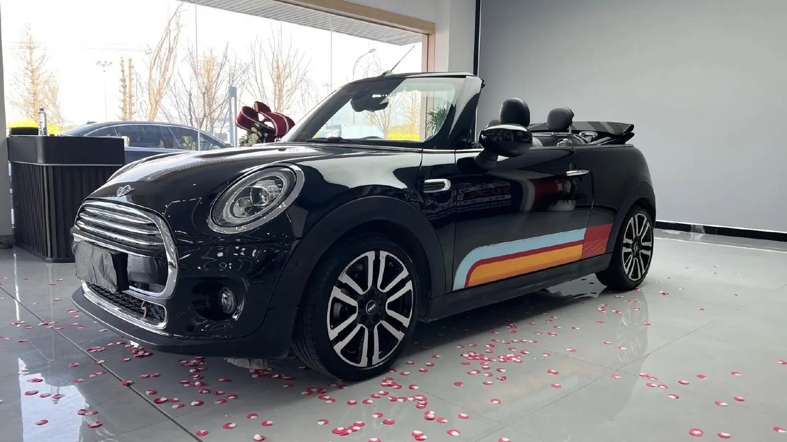 2020 MINI MINI 1.5T 136HP L3 7DCT,autocango,china used car exporter,china ev exporter,chinese used car exporter,chinese used ev exporter