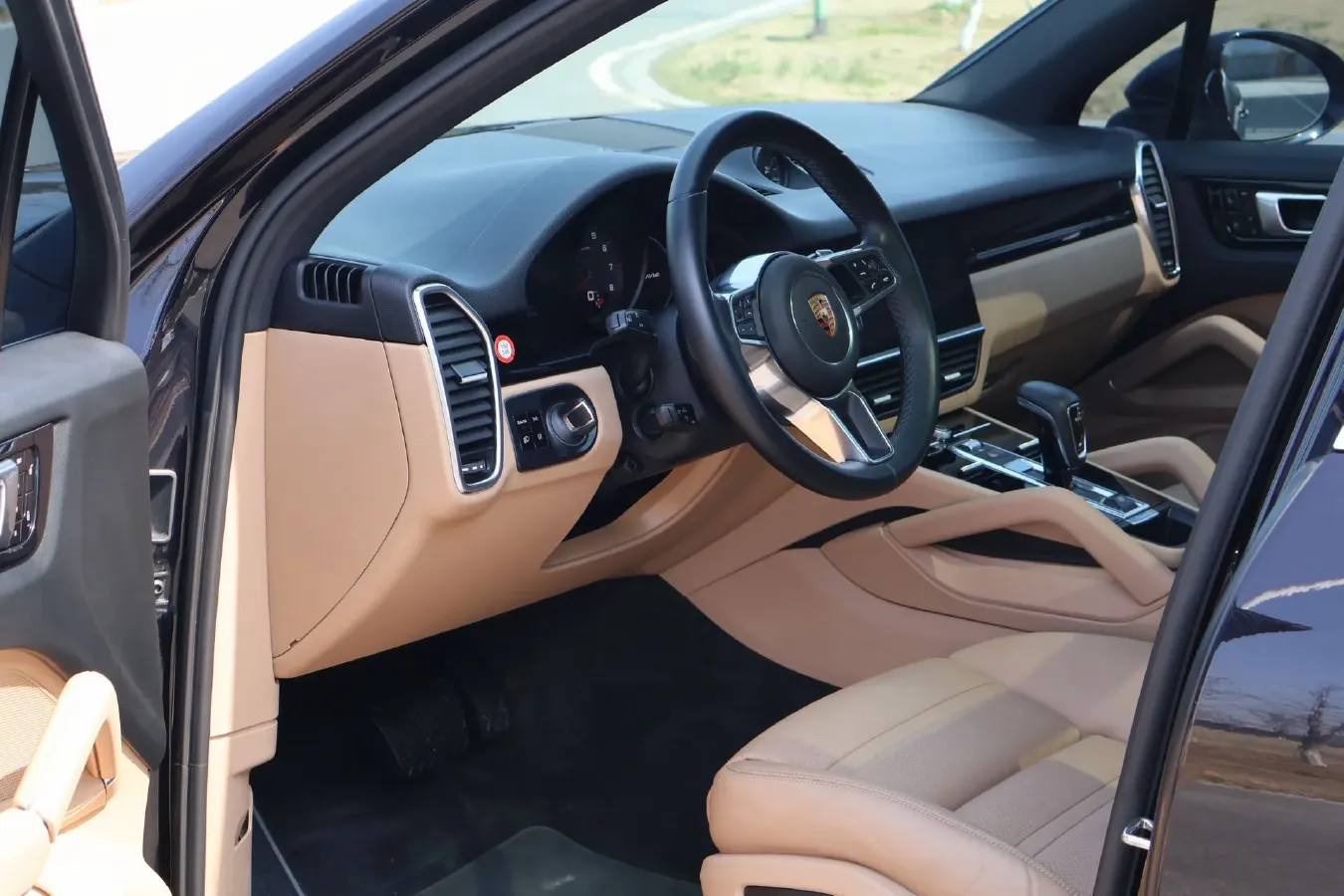 2018 Porsche Cayenne 3.0T 340HP V6 8AT,autocango,china used car exporter,china ev exporter,chinese used car exporter,chinese used ev exporter