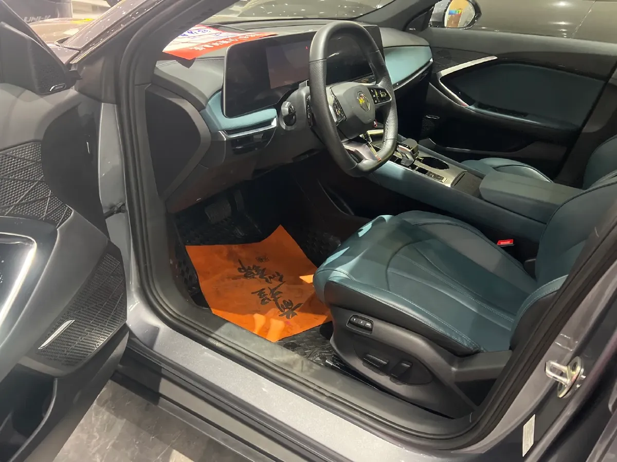 2025 MG 7 2.0T 261HP L4 9AT,autocango,china used car exporter,china ev exporter,chinese used car exporter,chinese used ev exporter