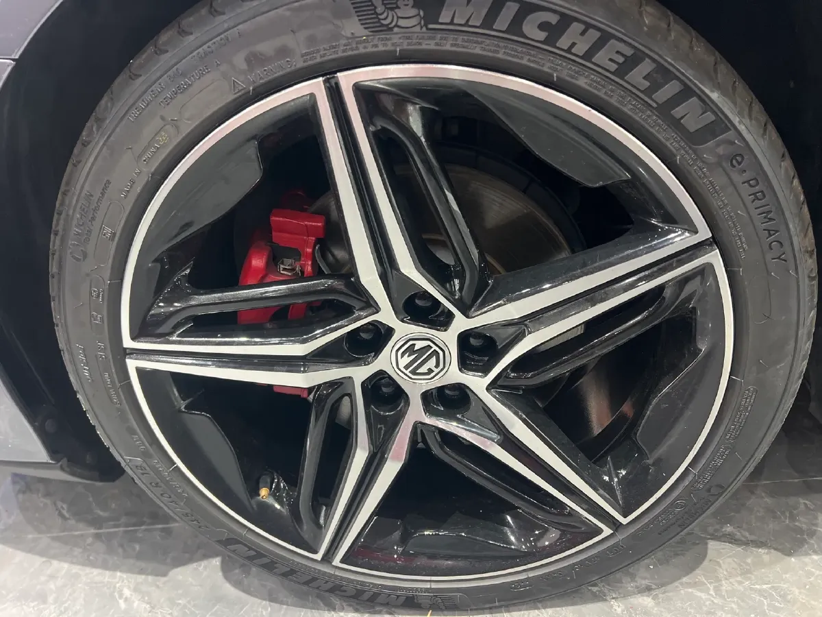 2025 MG 7 2.0T 261HP L4 9AT,autocango,china used car exporter,china ev exporter,chinese used car exporter,chinese used ev exporter