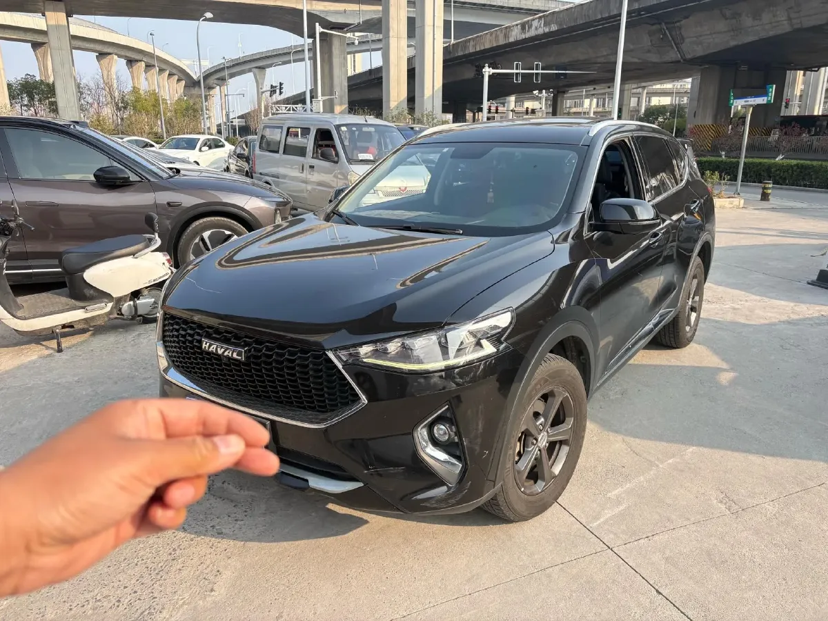 2019 Haval F7 1.5T 169HP L4 7DCT,autocango,china used car exporter,china ev exporter,chinese used car exporter,chinese used ev exporter