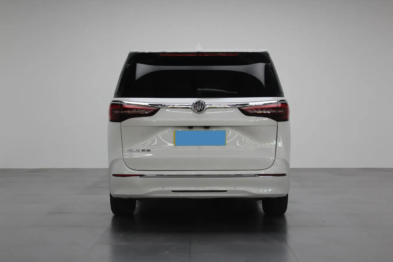 2023 Buick GL8 2.0T 237HP L4 9AT,autocango,china used car exporter,china ev exporter,chinese used car exporter,chinese used ev exporter