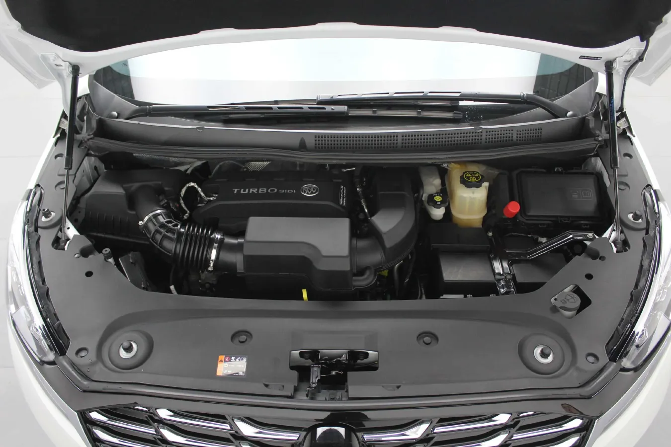 2023 Buick GL8 2.0T 237HP L4 9AT,autocango,china used car exporter,china ev exporter,chinese used car exporter,chinese used ev exporter