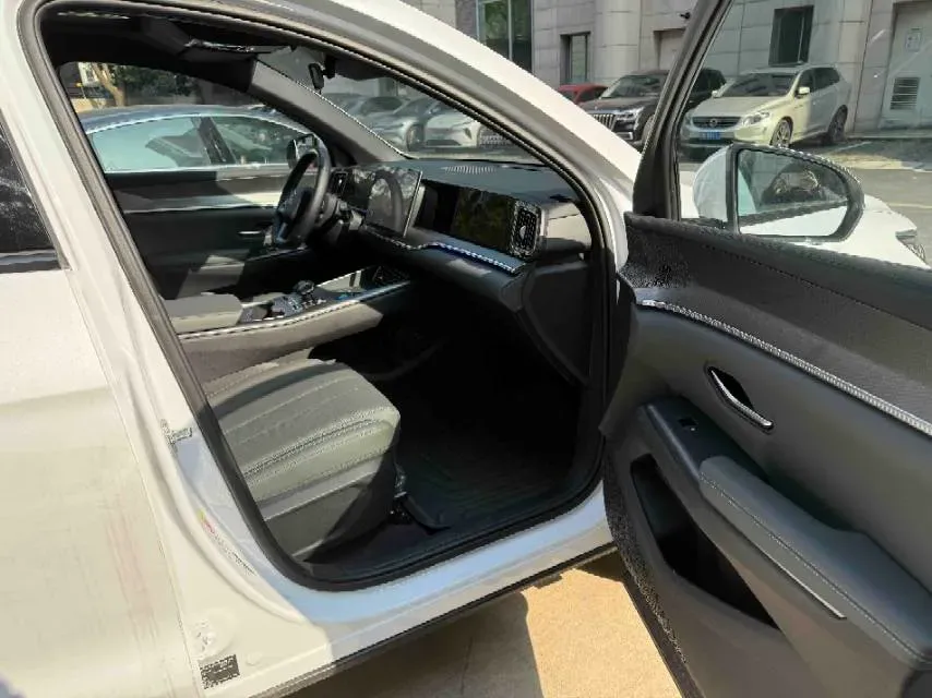 2025 BYD Song Pro 1.5L 101HP L4 E-CVT PHEV 18.3KWH,autocango,china used car exporter,china ev exporter,chinese used car exporter,chinese used ev exporter