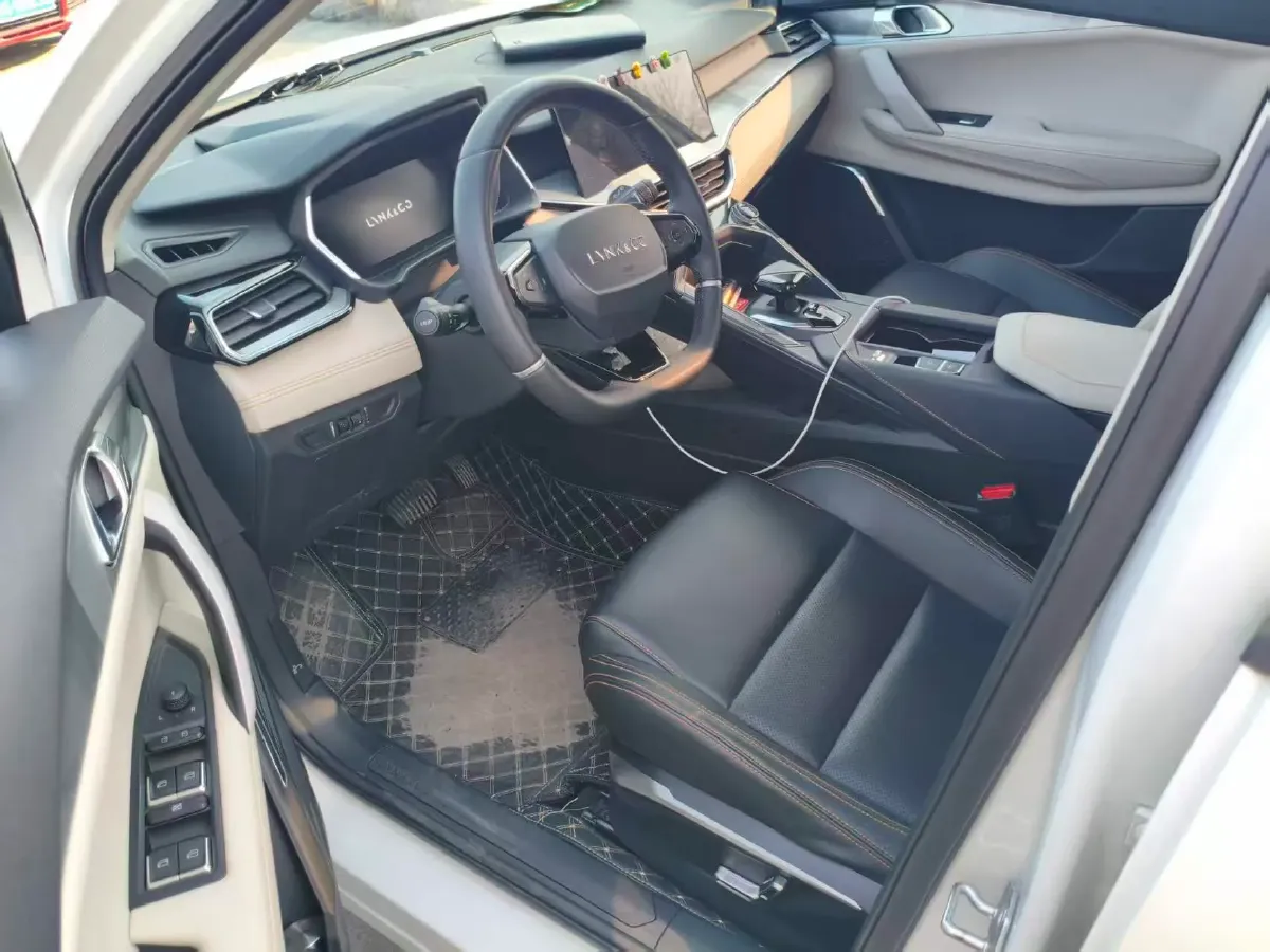 2023 LYNK&CO 06 1.5T 181HP L4 7DCT,autocango,china used car exporter,china ev exporter,chinese used car exporter,chinese used ev exporter