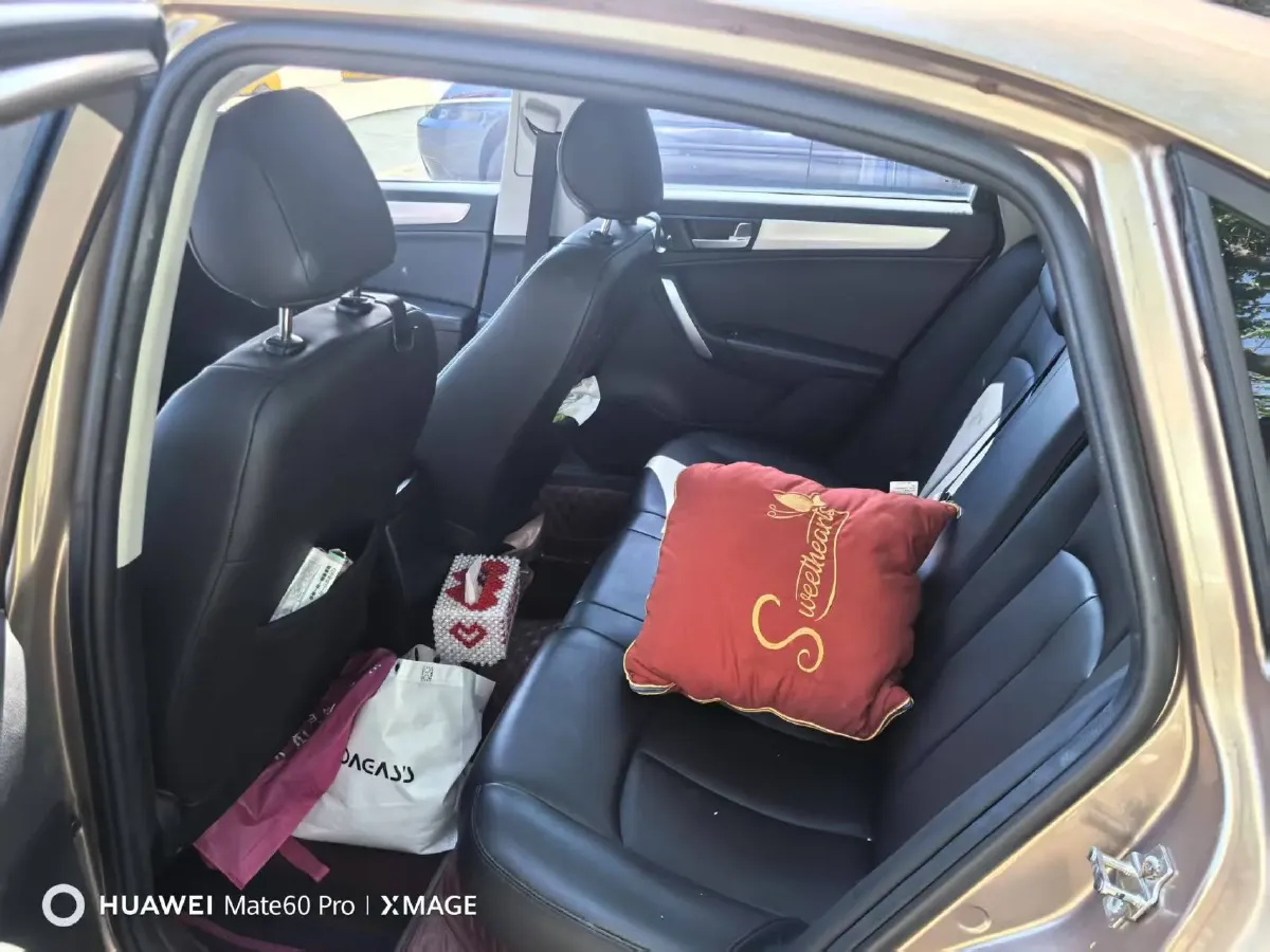 2014 Brilliance Auto H530 1.5T 150HP L4 5AT,autocango,china used car exporter,china ev exporter,chinese used car exporter,chinese used ev exporter