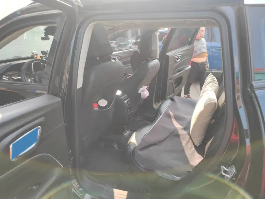 2021 Jeep Compass 1.3T 173HP L4 7DCT,autocango,china used car exporter,china ev exporter,chinese used car exporter,chinese used ev exporter