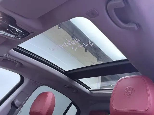 2017 Alfa Romeo Stelvio 2.0T 280HP L4 8AT,autocango,china used car exporter,china ev exporter,chinese used car exporter,chinese used ev exporter