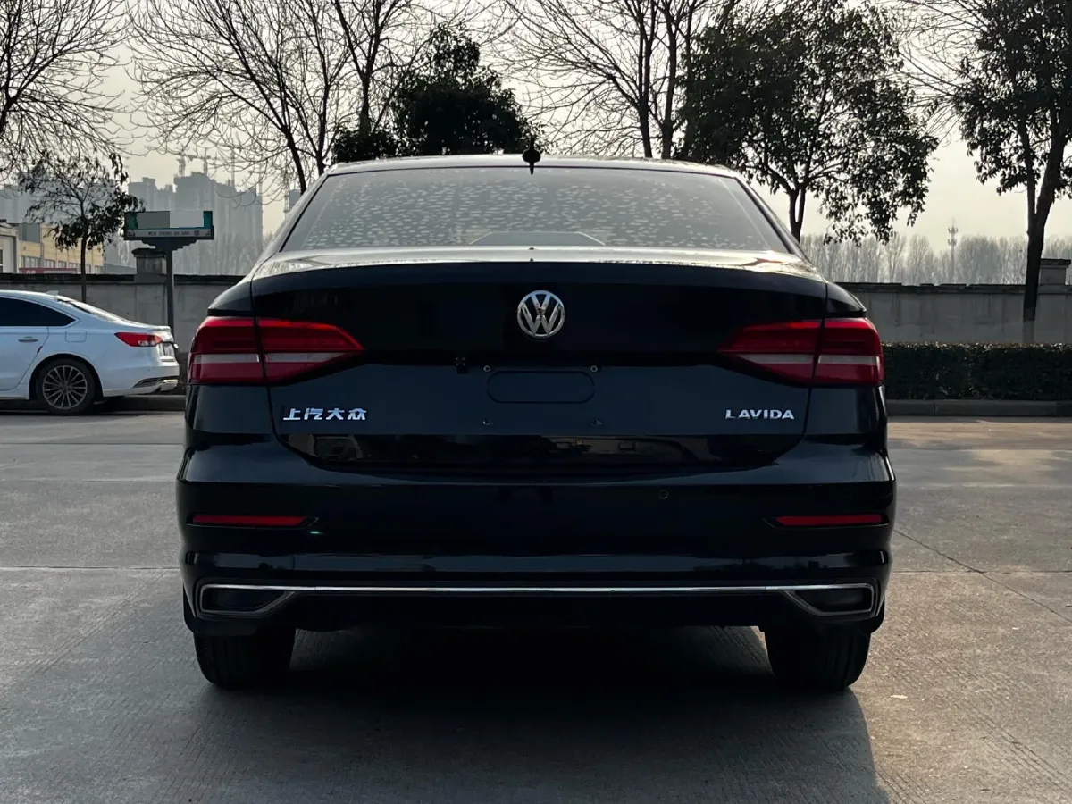 2018 Volkswagen Lavida 1.2T 116HP L4 7DCT,autocango,china used car exporter,china ev exporter,chinese used car exporter,chinese used ev exporter
