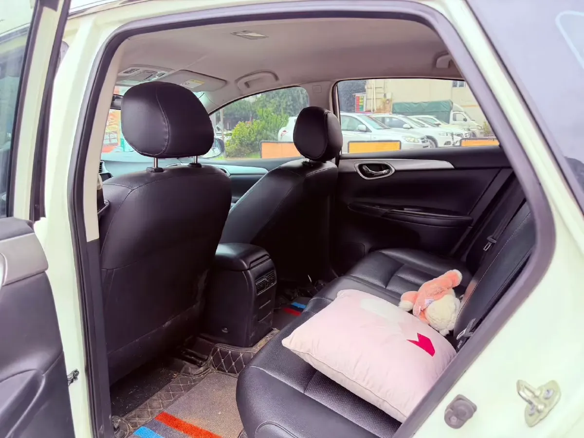 2021 Nissan Sylphy 1.6L 122HP L4 CVT,autocango,china used car exporter,china ev exporter,chinese used car exporter,chinese used ev exporter