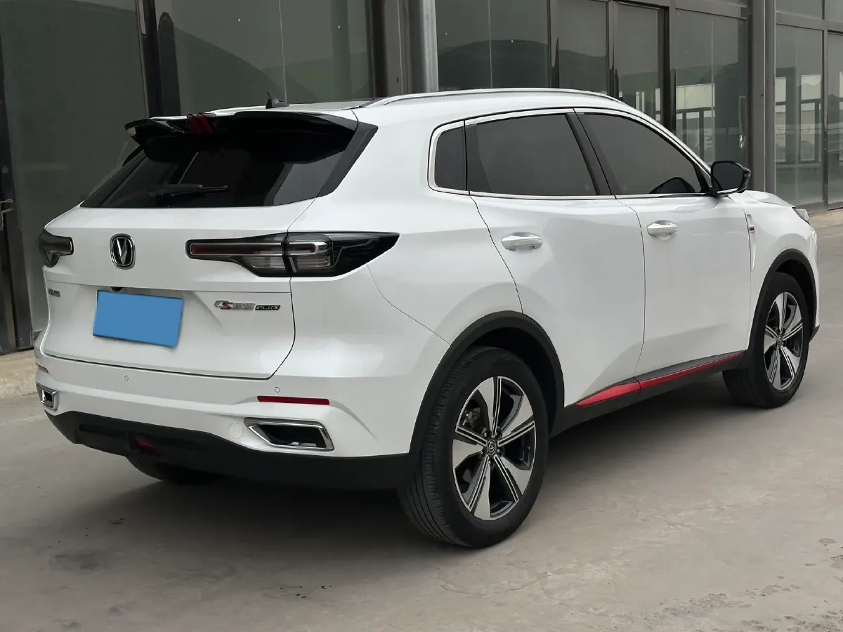 2022 ChangAn Oshan X7 Plus 1.5T 188HP L4 7DCT,autocango,china used car exporter,china ev exporter,chinese used car exporter,chinese used ev exporter