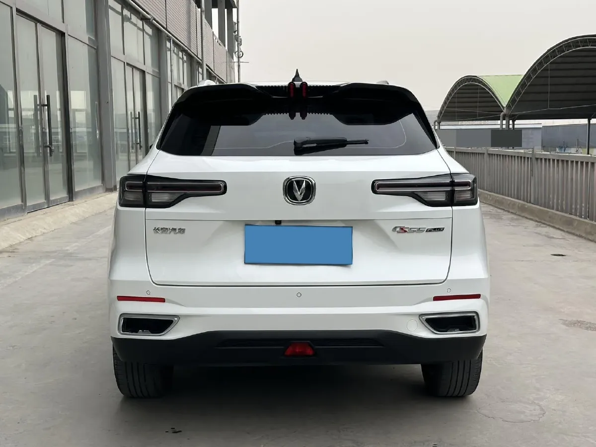 2022 ChangAn Oshan X7 Plus 1.5T 188HP L4 7DCT,autocango,china used car exporter,china ev exporter,chinese used car exporter,chinese used ev exporter